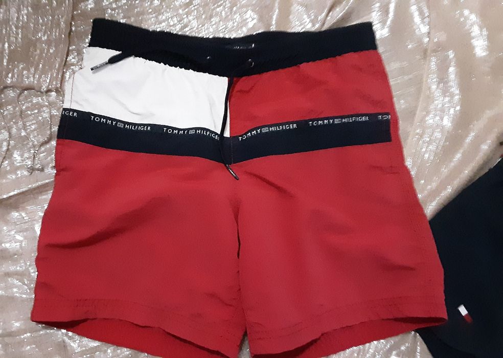 Tommy Hilfiger оригинални детски бански/панталонки
