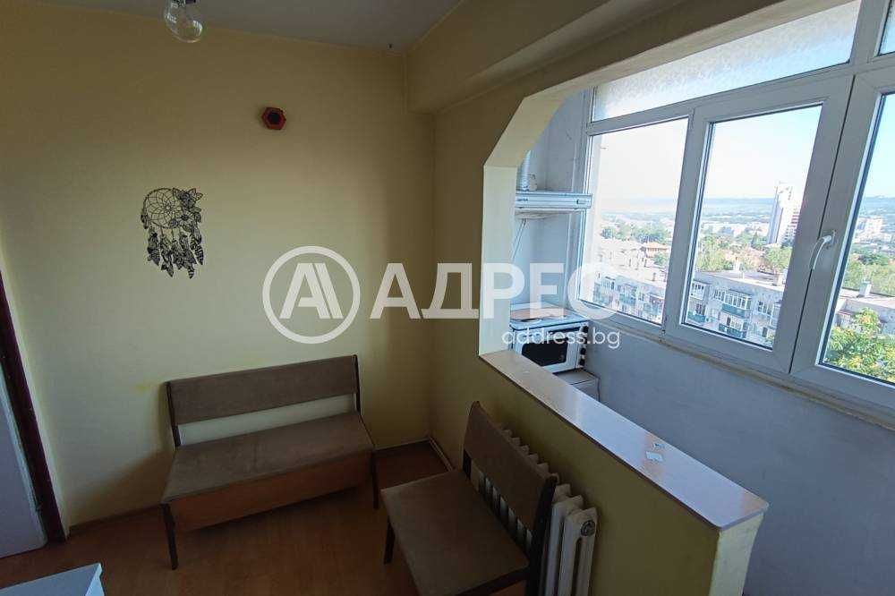 Продава се Двустаен апартамент в Разград, Орел - 64 кв.м за 940 €/кв.м - Снимка #5
