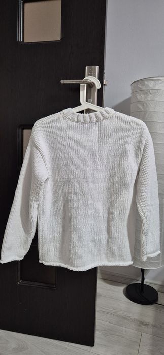 Pulover Bershka marimea S