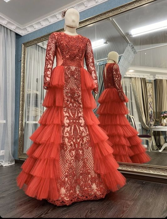 Платье на узату