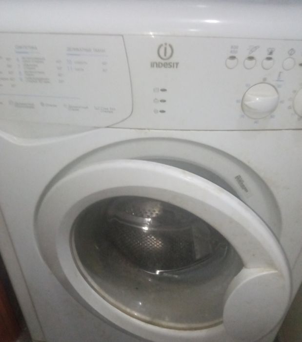 Стиральная машина INDESIT