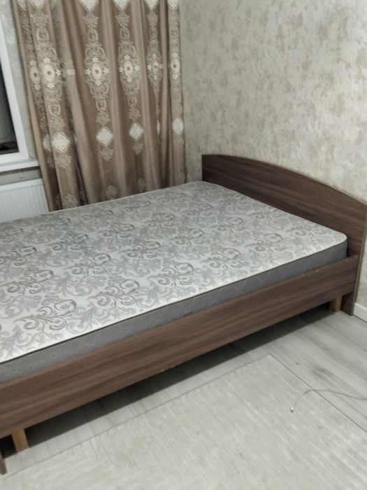 Кровать двухспальная