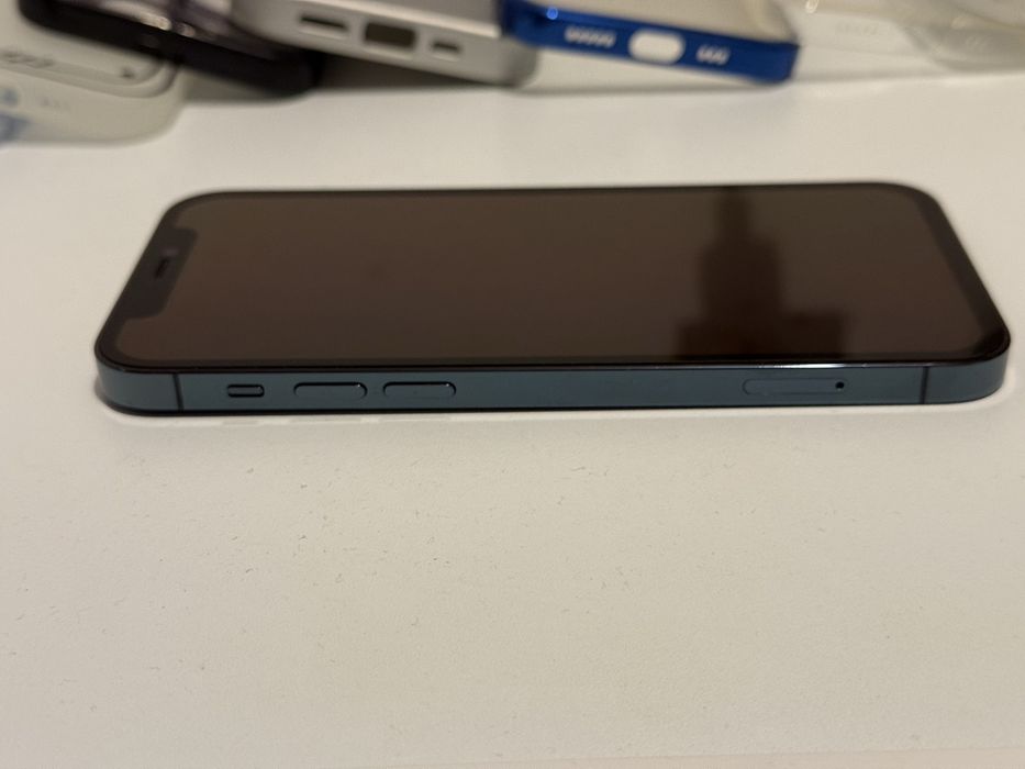 Iphone 12 pro + apple watch 3