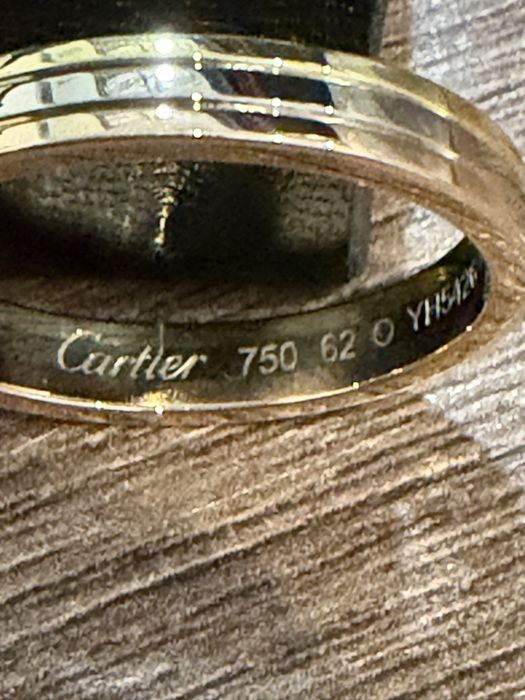 Продам кольцо Cartier оригинал