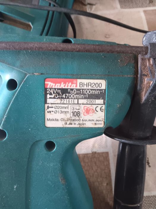 MAKITA ,rotopercutor impact pe acumulatori 24 V .B.H.R 200