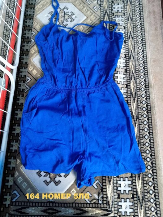 Дрехи за момиче якета рокли сака гащеризон 164 размер