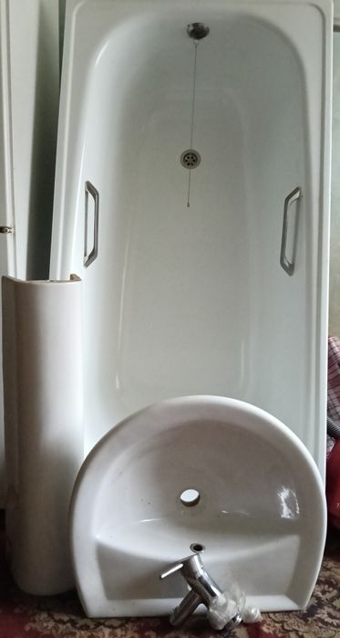 Продам ванну с раковиной
