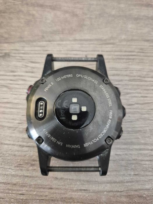 Часовник Garmin Fenix 5