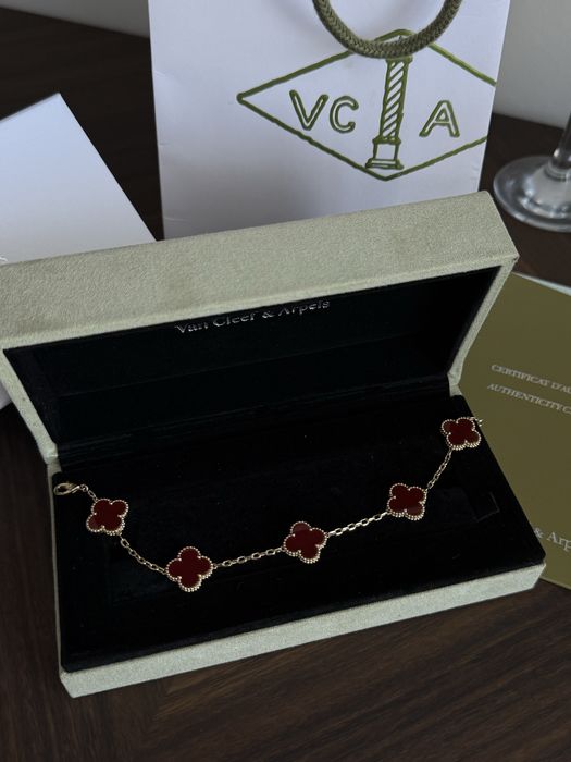 Van cleef 750 проба сердолик
