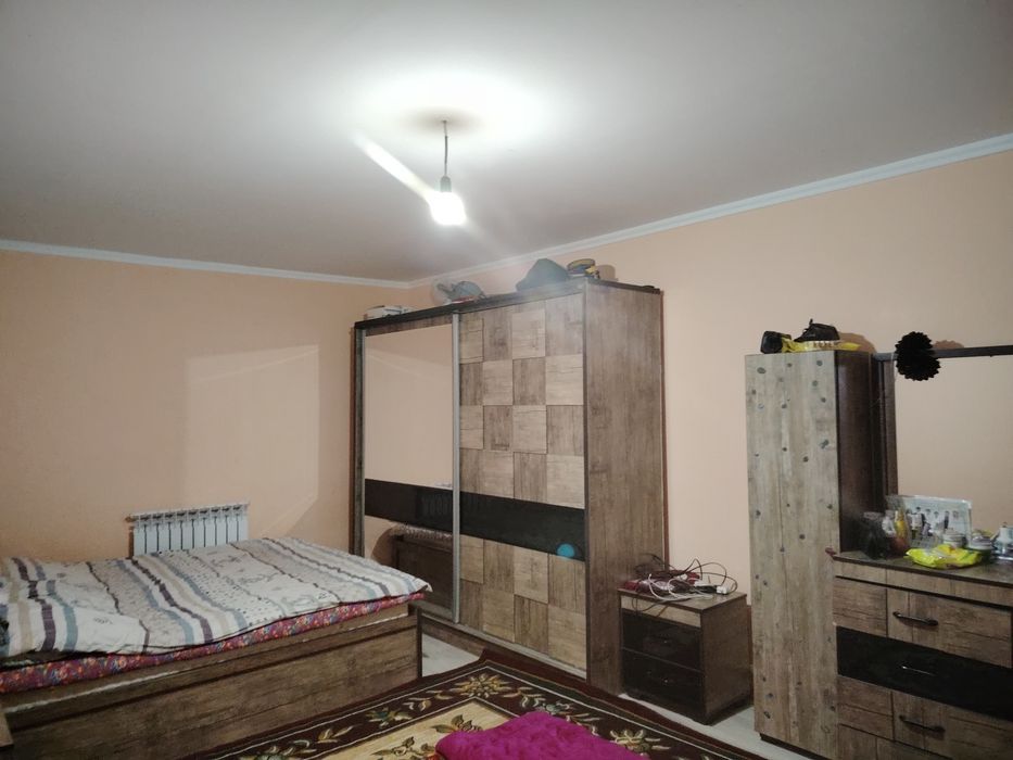 Дом с земельным участком