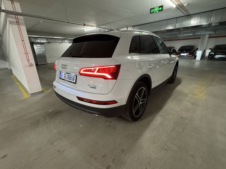 Audi Q5 2.0 tdi quattro Mild Hybrid 204 cp - Webasto - Dețin CARVERTICAL