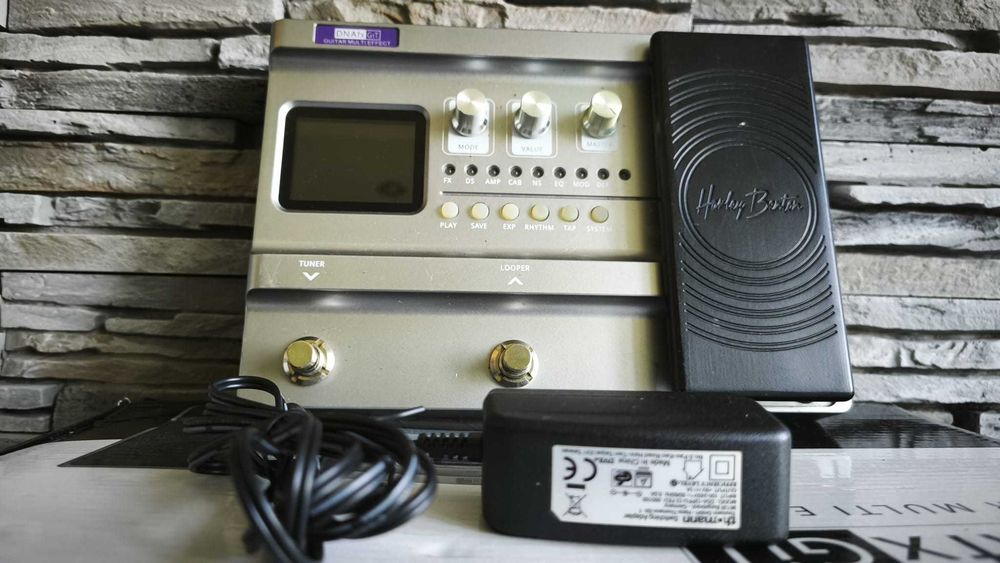 Harley Benton DNAfx GiT – procesor multi-efect pentru chitară electrică - GARANTIE 1 AN!