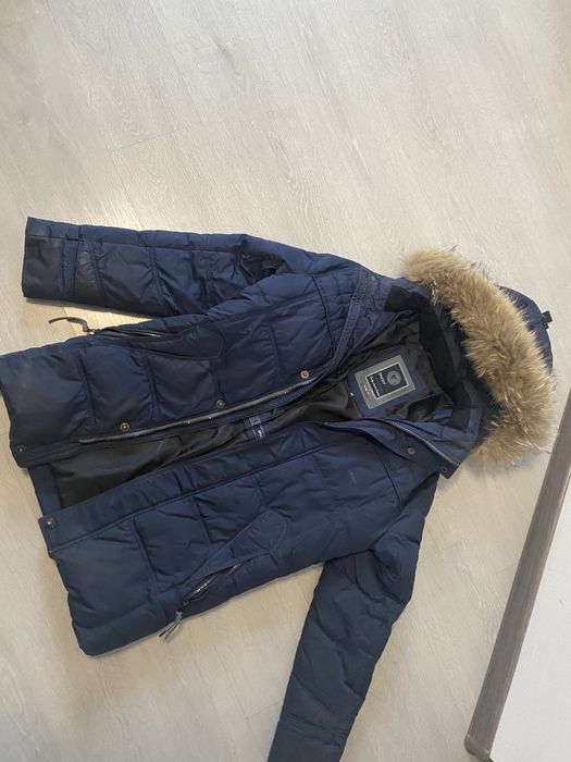 Продам пуховик синий