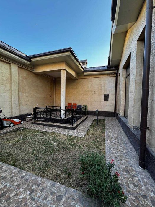 Продается уникальный дом в одной из самых престижных махаллей города.