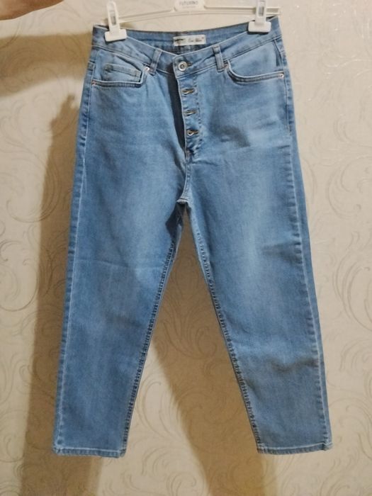 Продам джинсы женские
