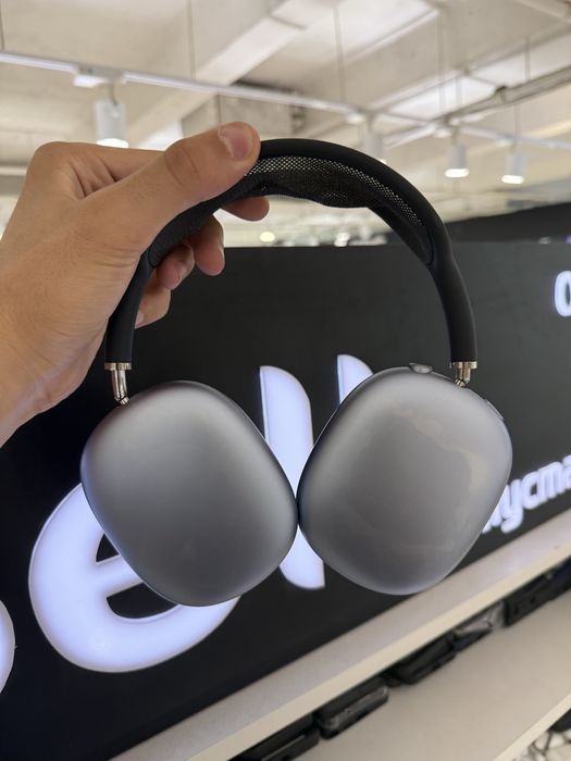 AirPods Max