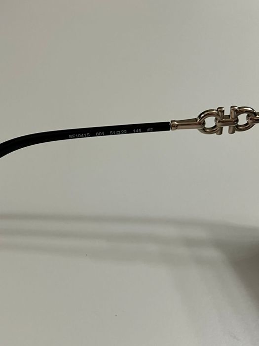 Очки солнцезащитные оригинал