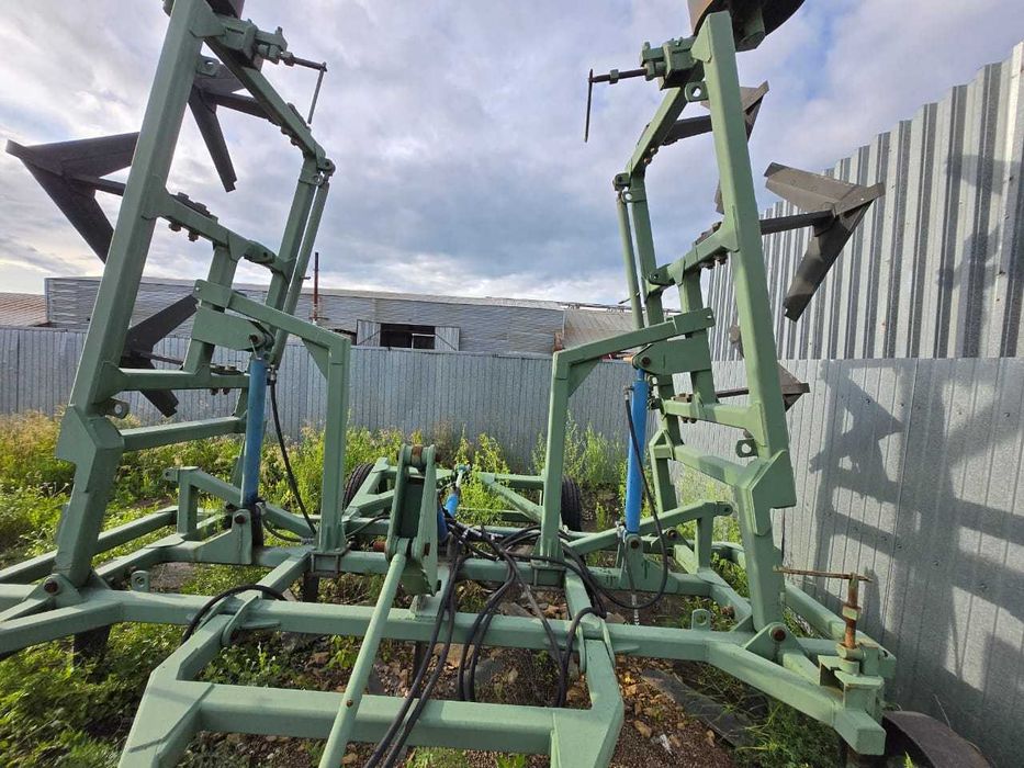 КПШ 11 (Культиватор-плоскорез )