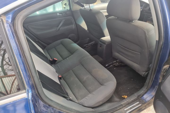 Dezmembrez VW Passat B5.5 motor 1.9 TDI AVF injector bloc lumini macara geam cutie a4 b6 dezmembrari