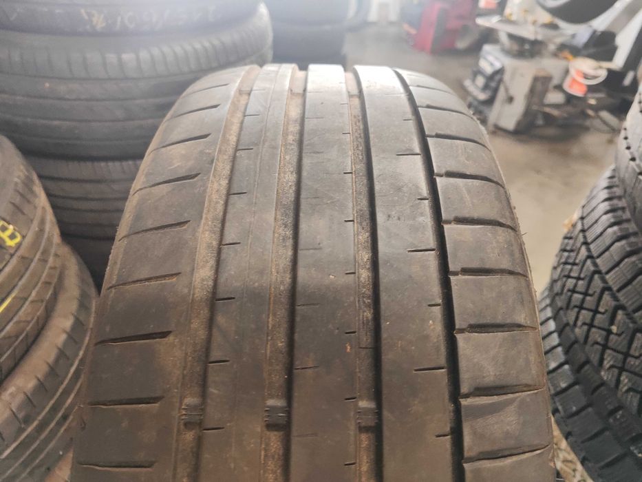 2бр.летни гуми 225/40/18 Falken