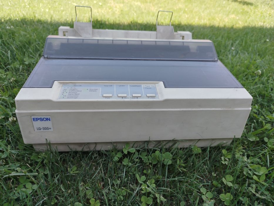 Струйный принтер EPSON LQ-300+
