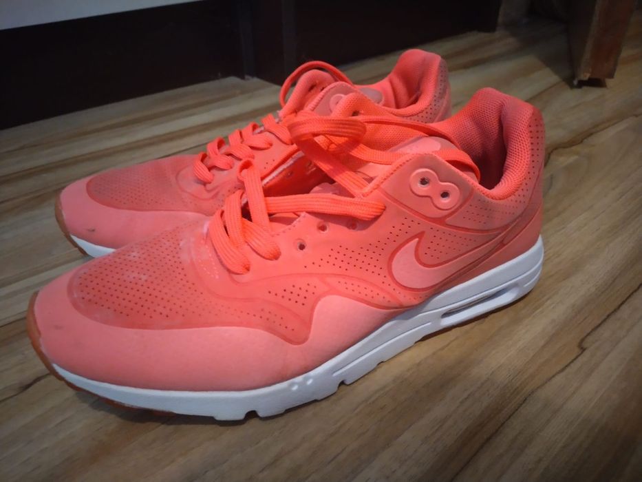 Спортни дамски маратонки Naik от Холандия