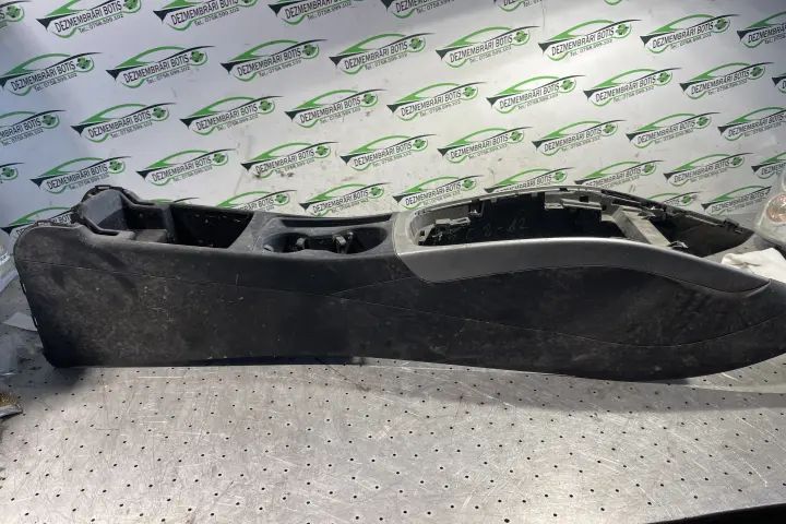 Consola centrala 8K0.864.981 D Audi A4 2008
