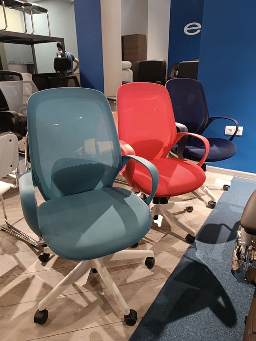 Детское кресла для уроков на любой вкус