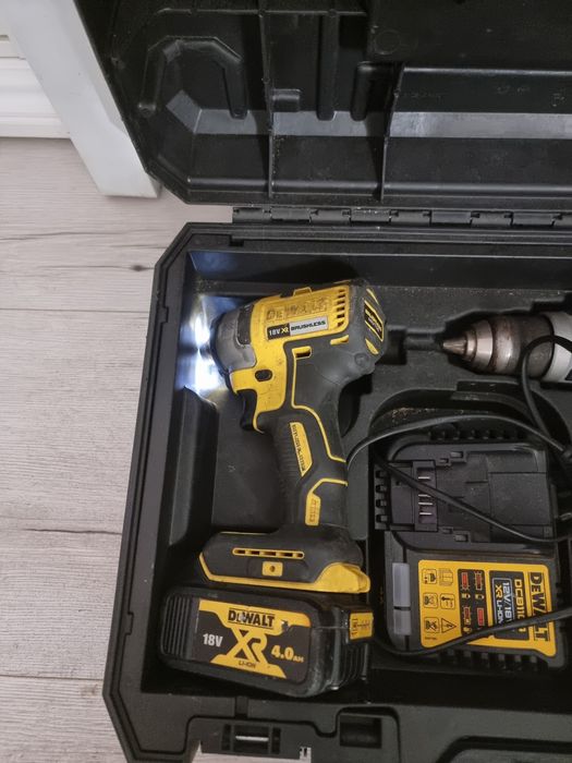 Set  scule dewalt 18 v