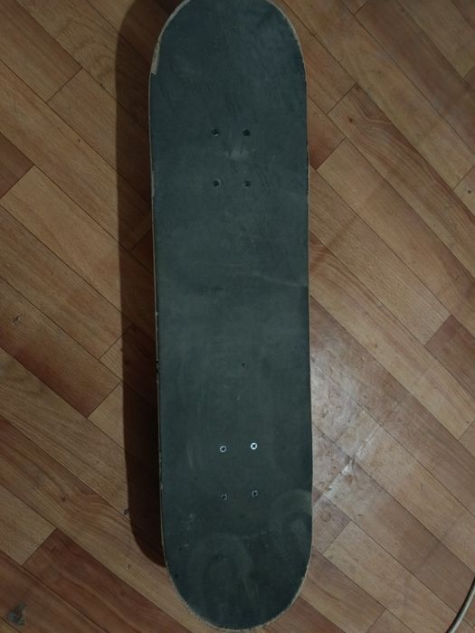 Скейтборд продаю