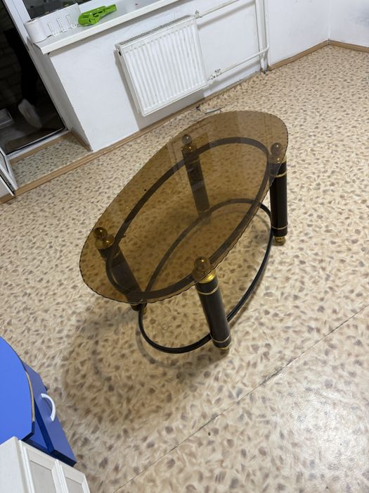 Продам стол гостевой