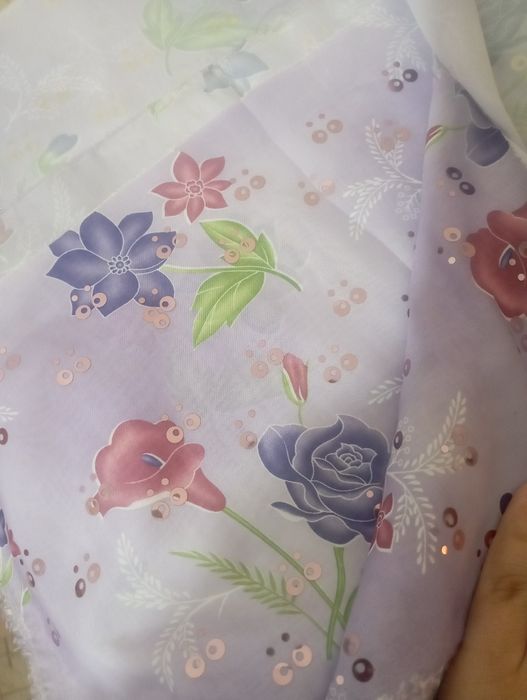 Продам ткани в отличном состоянии