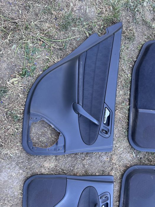 Интериорни Кори за врати/мерцедес W203-2003Година