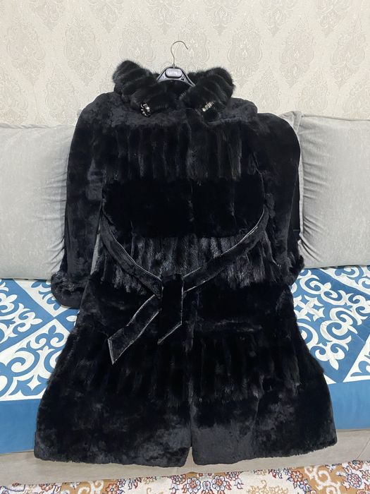 Продам шубу мутон+норка