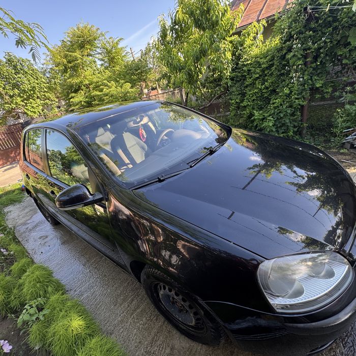 Volkswagen Golf 5, benzină 1.6 MPI