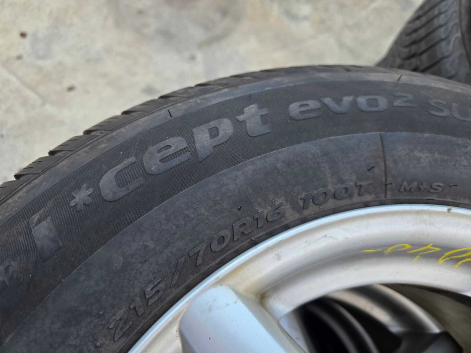 4бр Зимни гуми 215 70 16 - Hankook