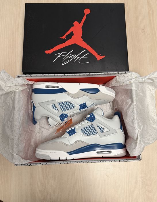 Jordan 4 Military Blue