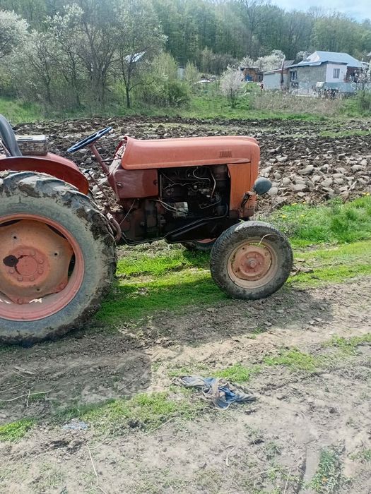 Vând tractor Fiat