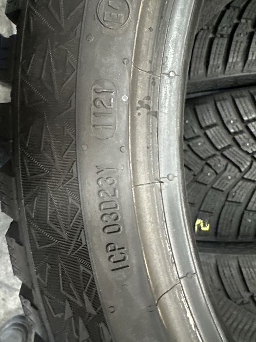 225/45/18  continentalM+S