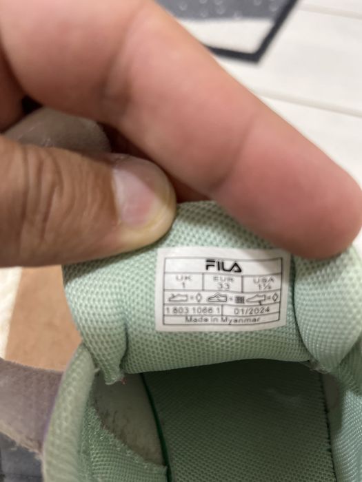 Adidasi Fila nr 33