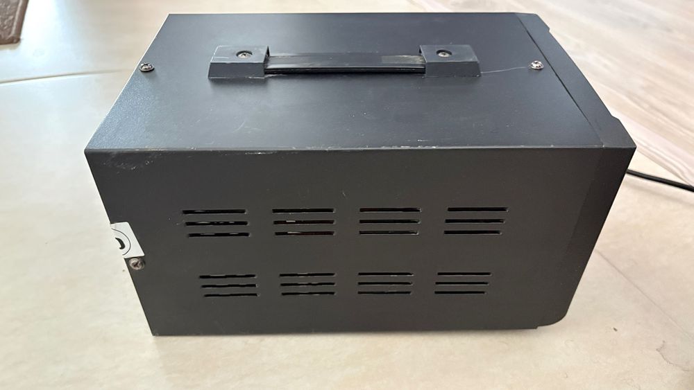 Stabilizator automat cu servomotor Well X-Treme 1000
