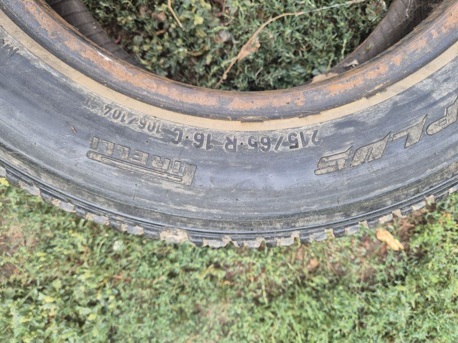 PIRELLI 215/65/16