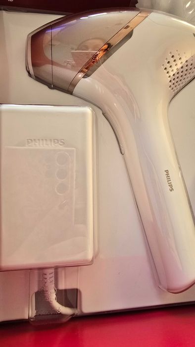 Чисто нова Lumea Philips за лазерно обезкосмяване и поддържане