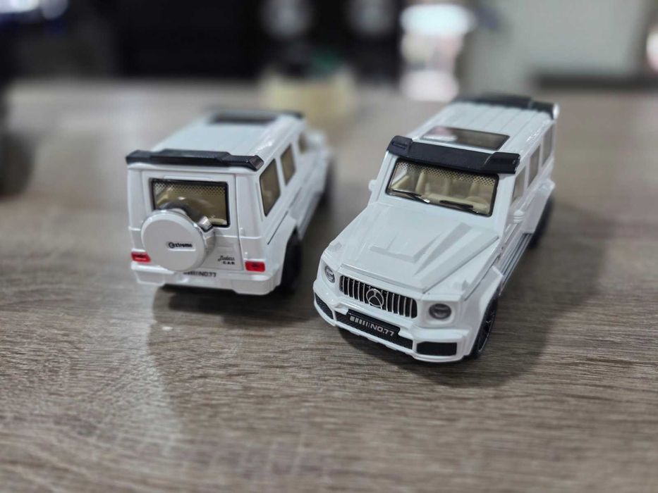 Метален джип Mercedes G class играчка