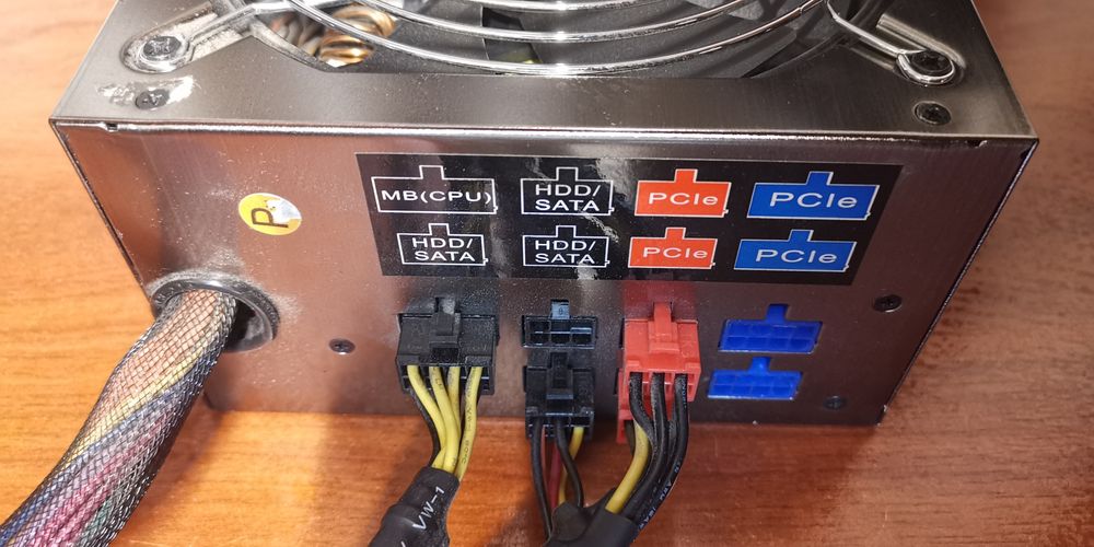 Блок питания Huntkey 900 ватт модульный