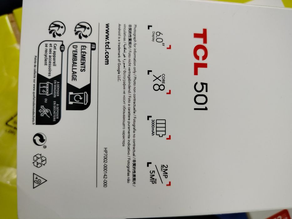 Telefon TCL nou nouț