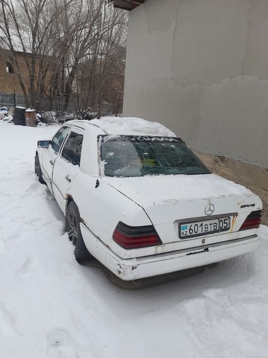 Мерседес бенц 220е м