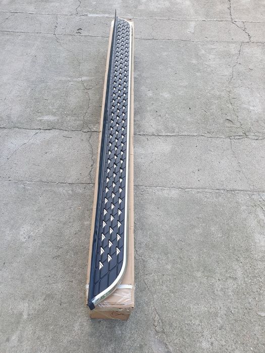 Пороги Geely Okavango 2022/2025