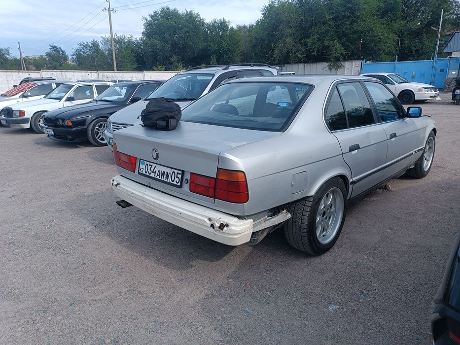 Продам БМВ е34 на ходу