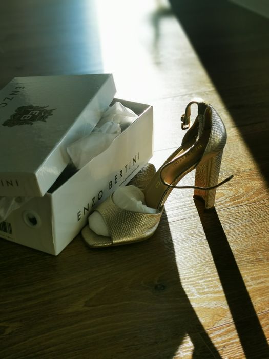 Sandale elegante